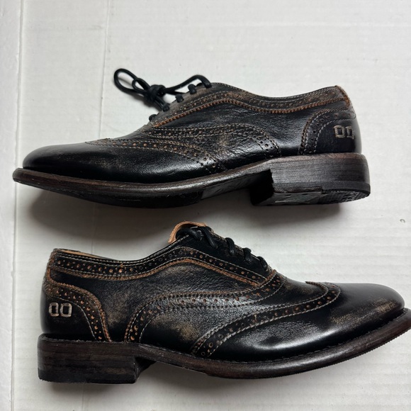 Bed Stu Lita Wingtip Oxford In Black Distressed Leather Size: 9 New W/o Box - Picture 3 of 11